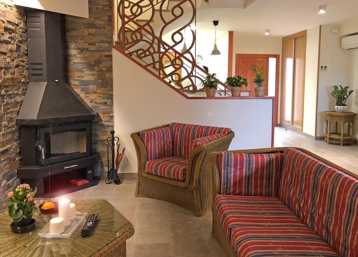 Apartament Cami De La Font Cretas Zewnętrze zdjęcie